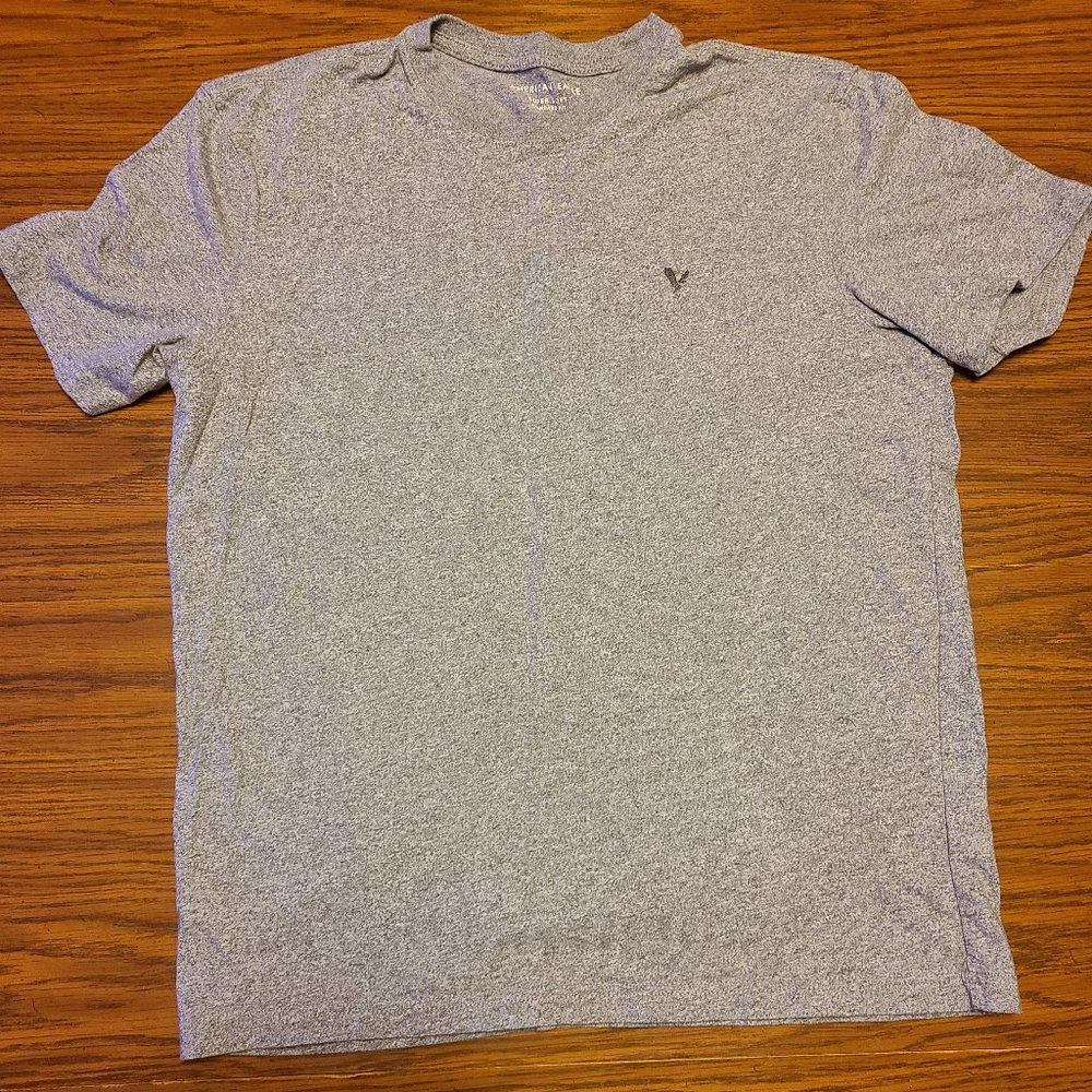 American Eagle Super Soft Standard Fit T-Shirt